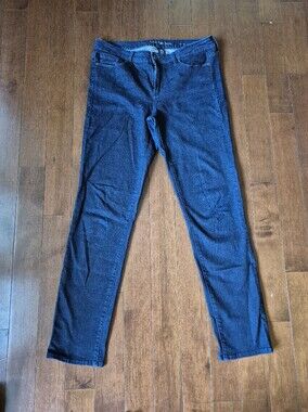 Calvin Klein Women’s Skinny Jeans in Dark Blue